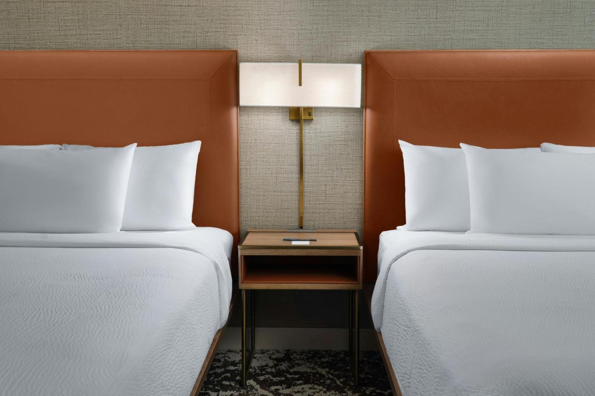 Courtyard By Marriott Los Angeles Pasadena Old Town Extérieur photo