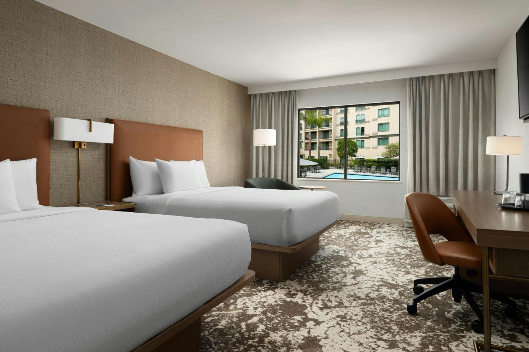 Courtyard By Marriott Los Angeles Pasadena Old Town Extérieur photo