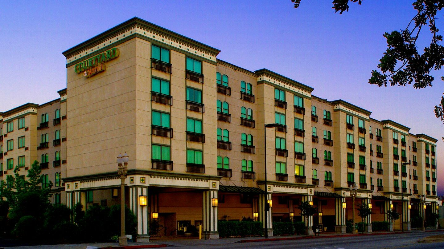 Courtyard By Marriott Los Angeles Pasadena Old Town Extérieur photo